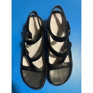 ARAVON  Black Leather Comfort Heel Sandals 8 AA‎ WSM03BK